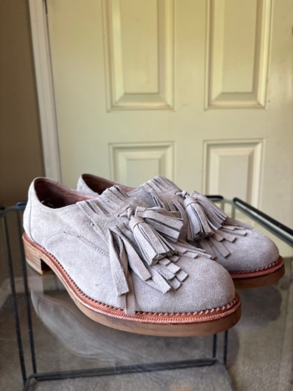 JEFFREY CAMPBELL "Lachlan" Suede Kiltie Fringed Loafers EUC/sz 9
